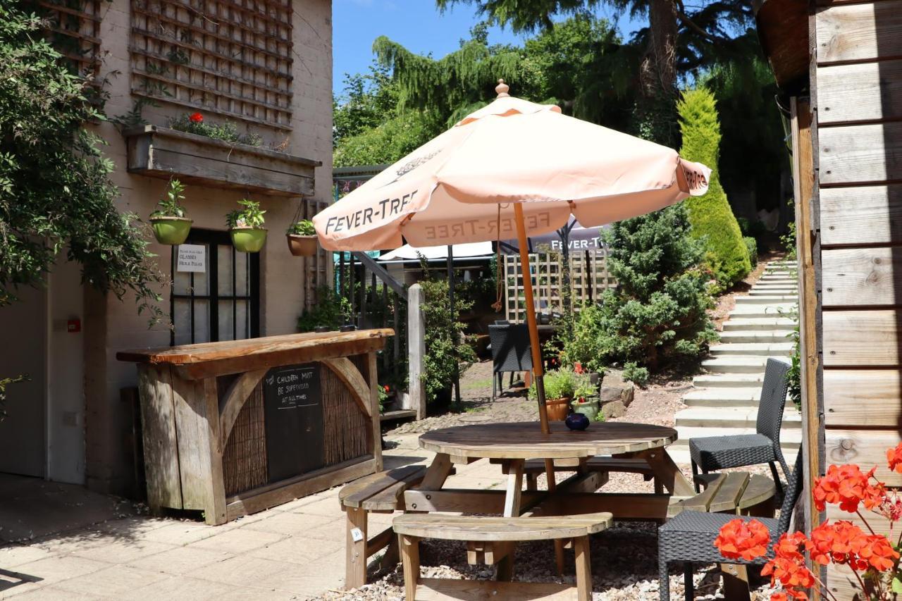 The Lamb Inn Crediton Exterior foto